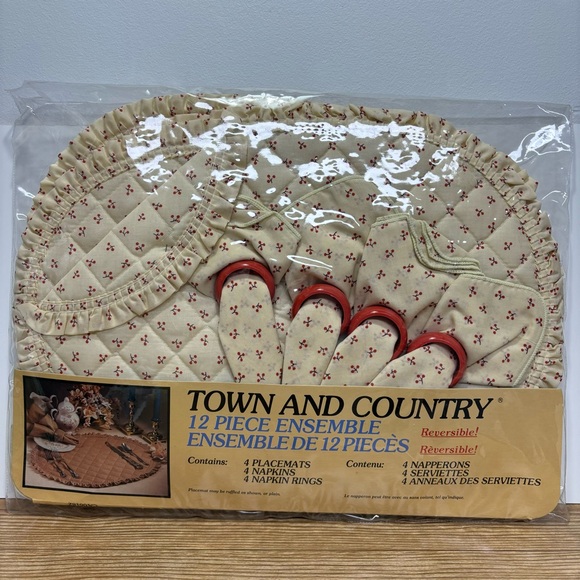 Town And Country 12 Piece Ensemble Of Placemats, Napkins & Napkin Rings - Picture 1 of 9